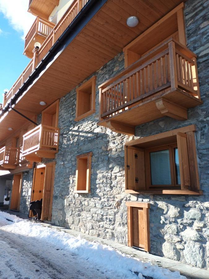 Grazioso Trilocale Con Ampia Terrazza Apartment Chiesa in Valmalenco Exterior foto